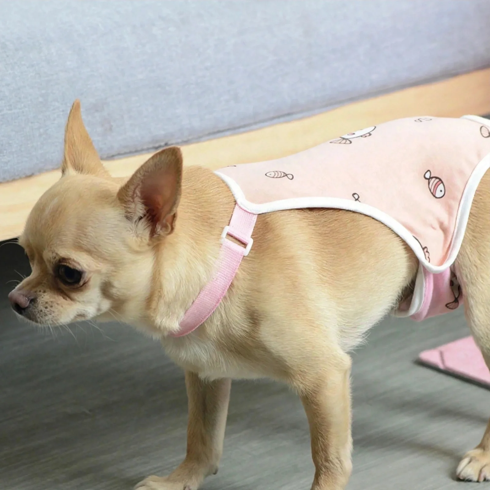 Suspender straps keep the diaper securely in place