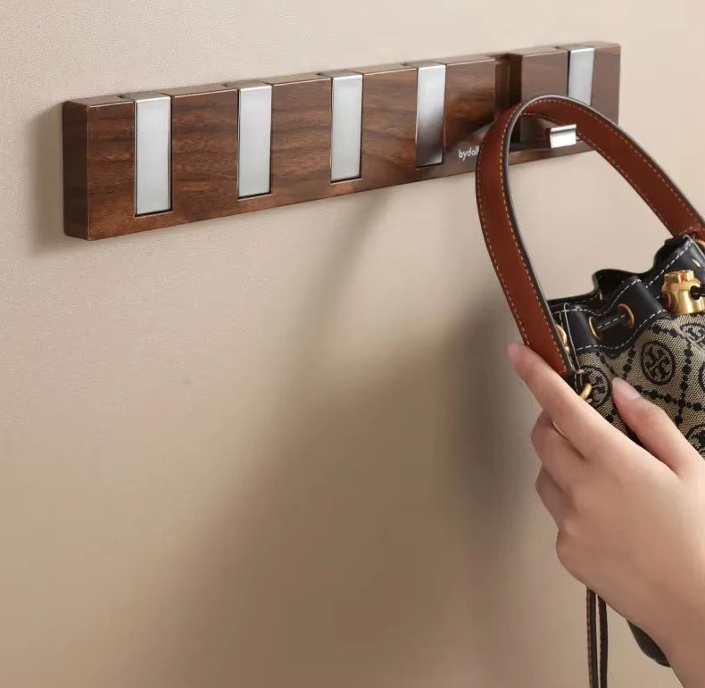 Piano-inspired foldable wall hook rack - product photo 1